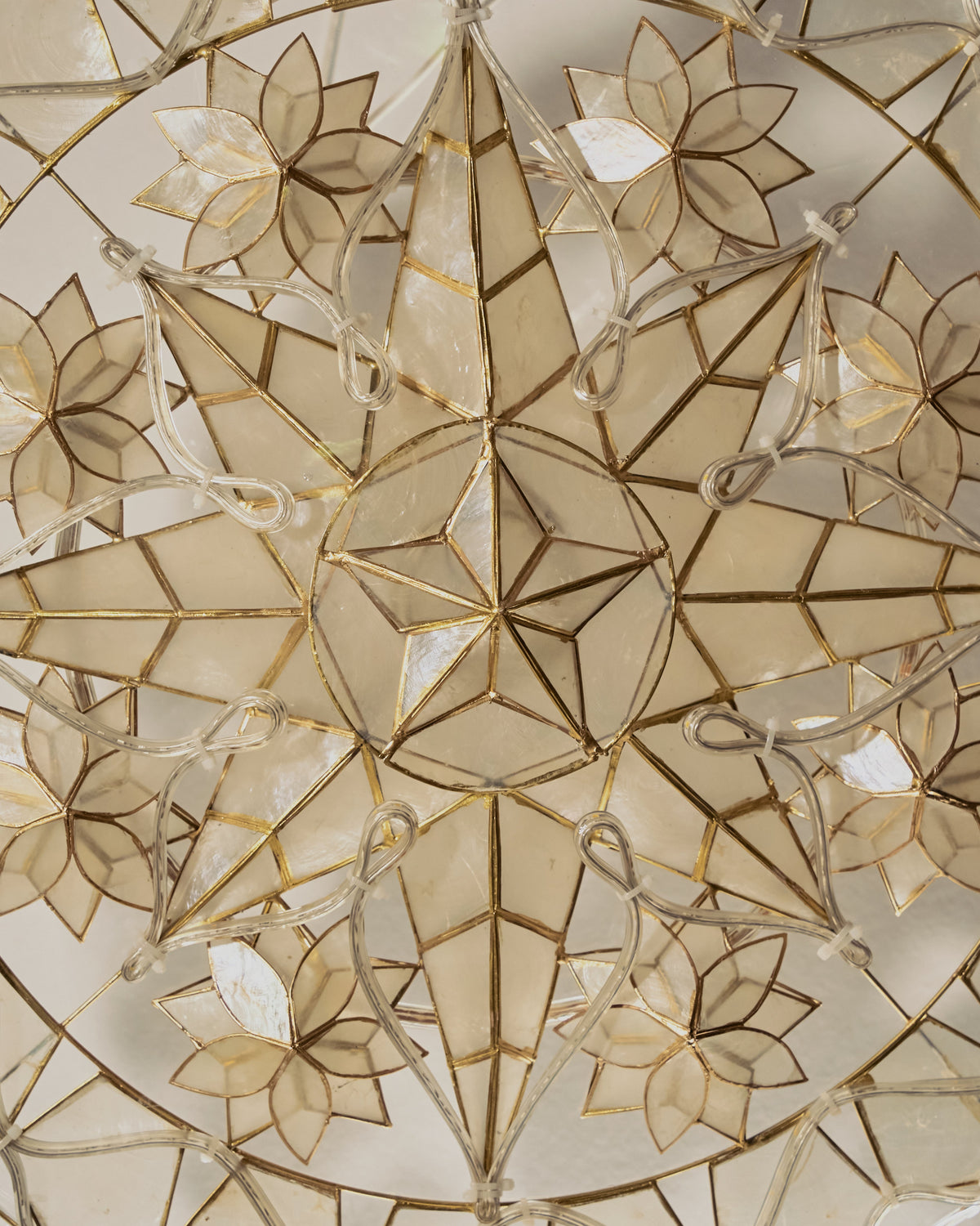 PREORDER White Tala Capiz Parol (ST46)
