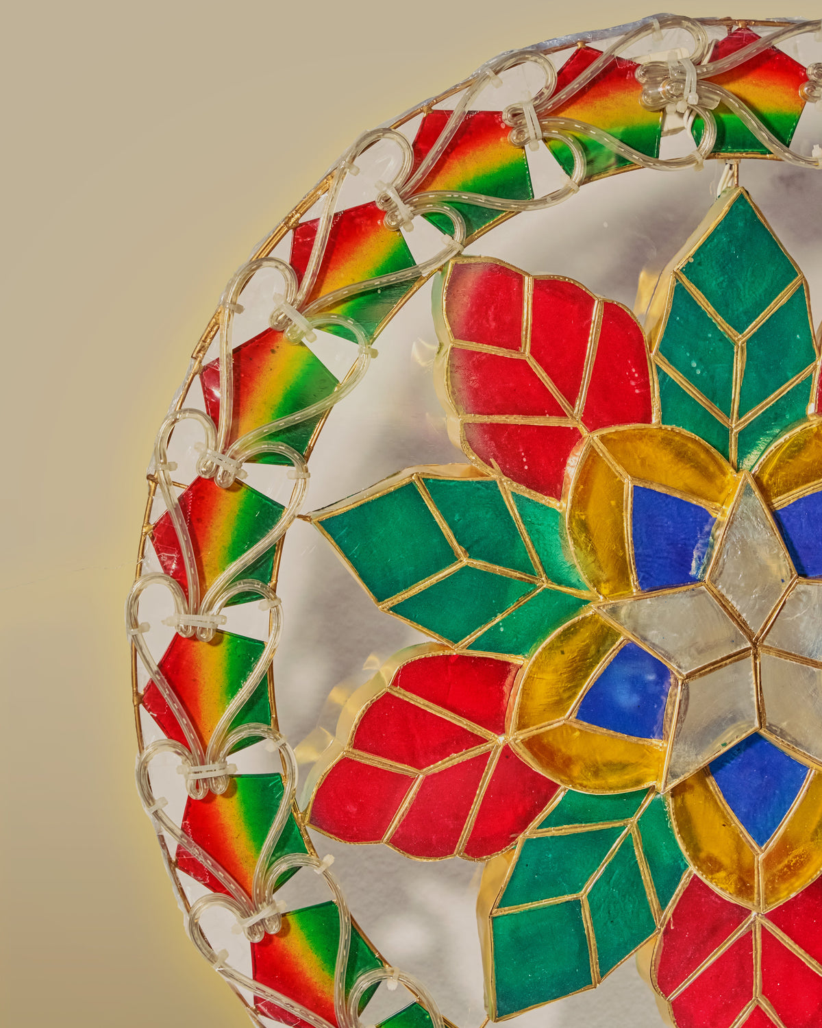 Modern Christmas Special Capiz Parol (SC6)
